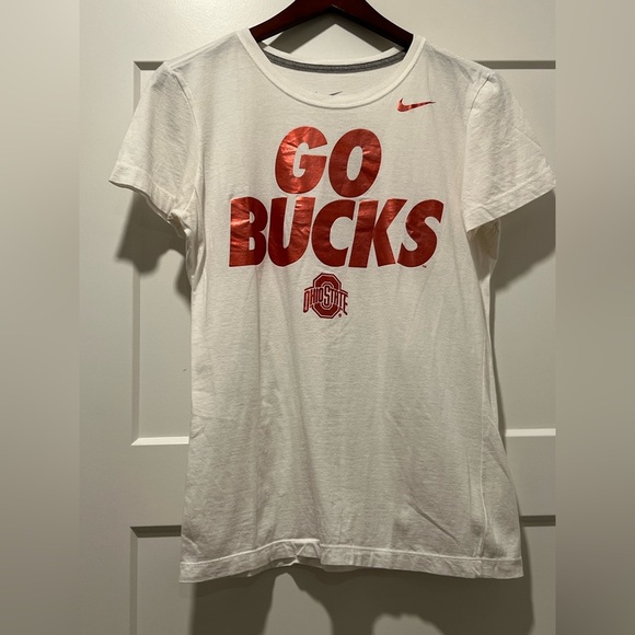 Nike Tops - Nike Slim Fit Graphic Tee